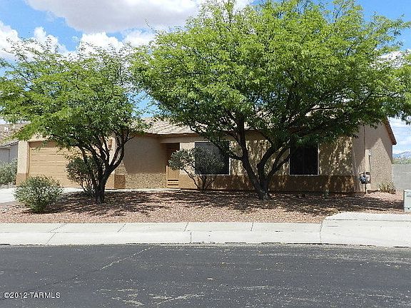 2nd image of 8622 N Silver Moon Way