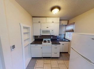205 3rd Ave NE #4, Mandan, ND 58554