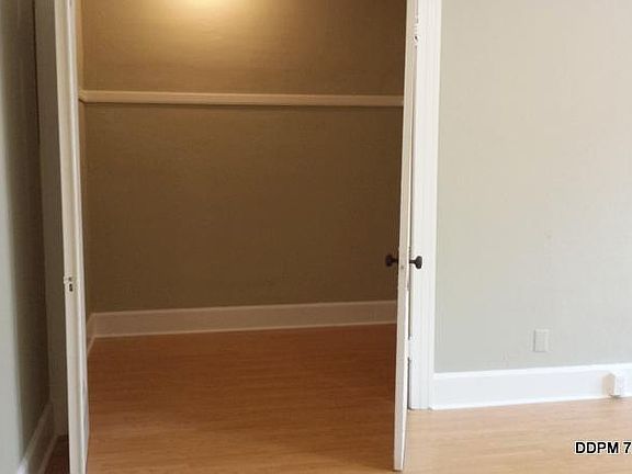 3rd image of 111 6th Ave N APT 3