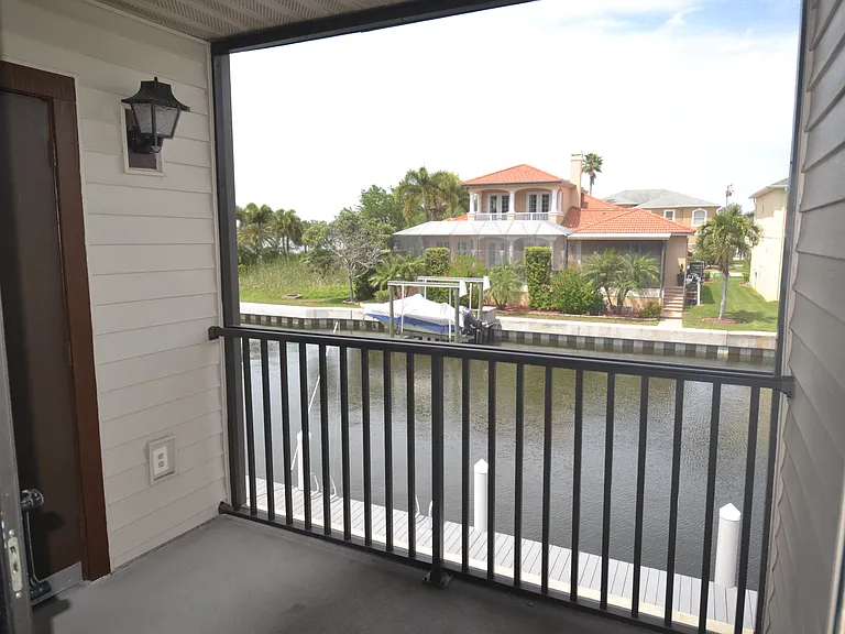 329 Moorings Cove Dr — Photo 37