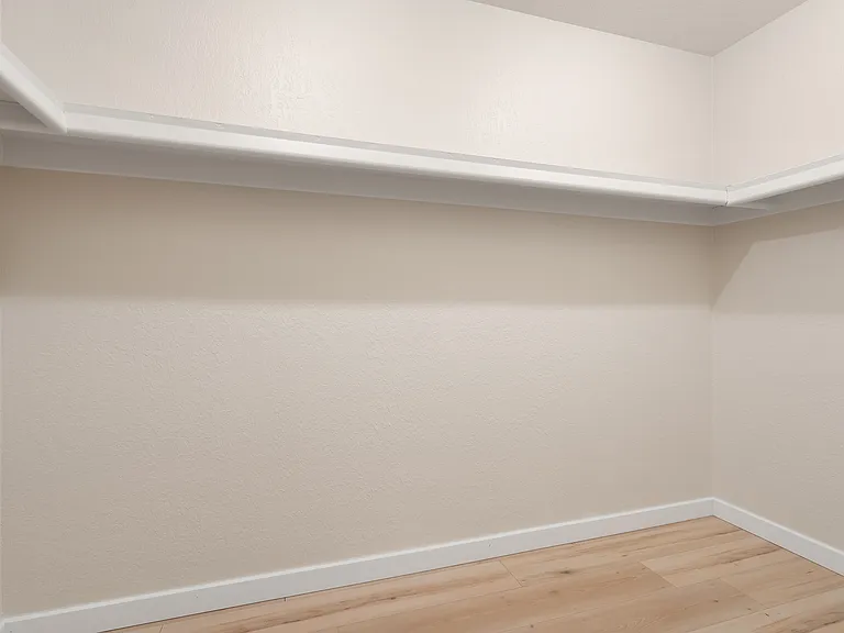 280 S Atlanta Dr — Photo 25