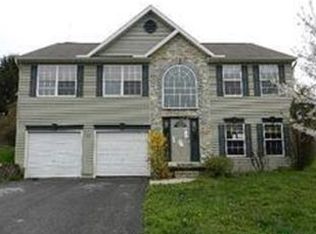 13 Oriole Cir, Felton, PA 17322