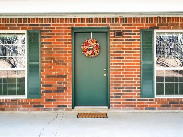 900 Mountain Creek Rd, Chattanooga, TN 37405