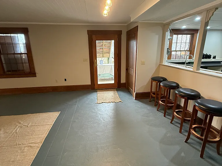 849 Dawnridge Ln — Photo 2