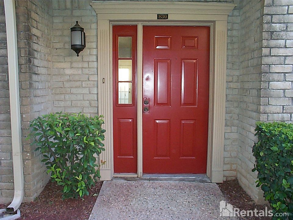 1st image of 810 Banister Ln #830