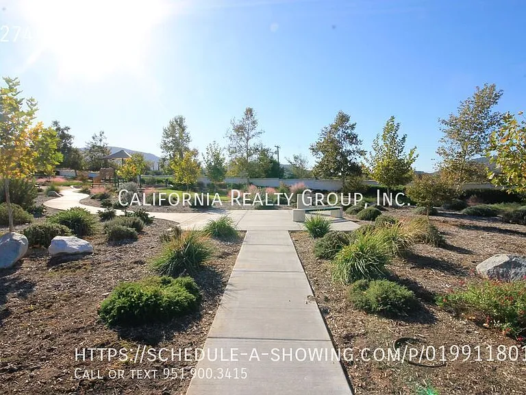 32746 Vine St — Photo 26