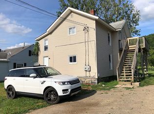 5986 Humphrey Rd, Great Valley, NY 14741