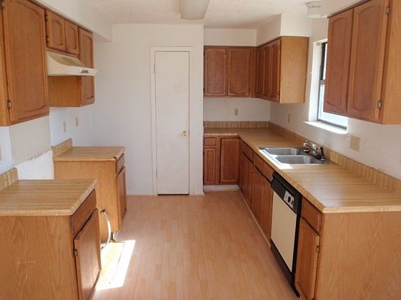 5th image of 2300 Clearhaven Dr