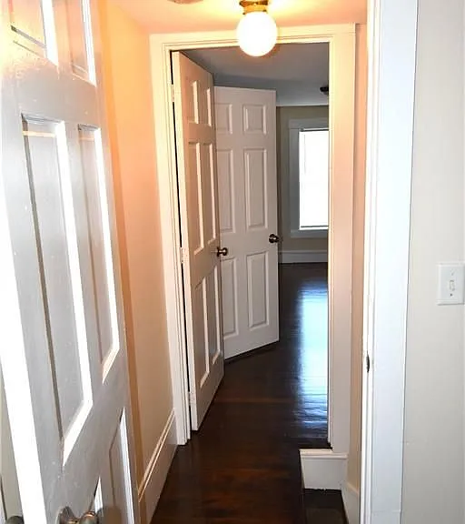 2 Nichols St — Photo 14