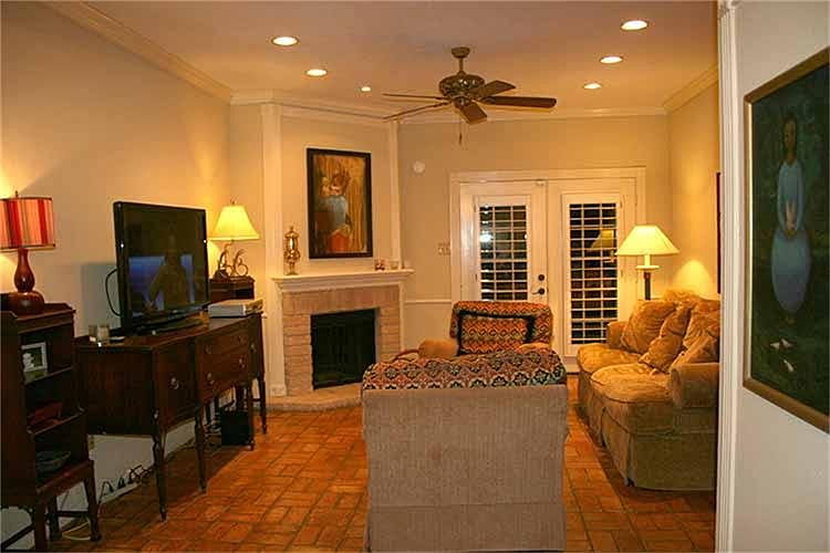 1st image of 11711 Memorial Dr APT 199