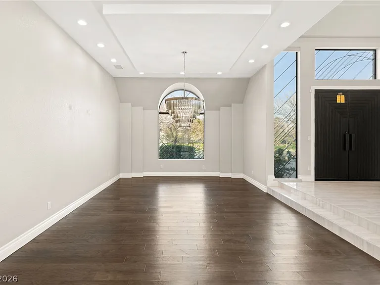 13 Dovetail Cir — Photo 8