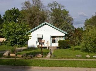 1229 E 32nd St, Des Moines, IA 50317