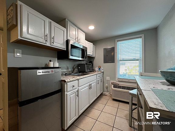 4th image of 200 E Beach Blvd #310
