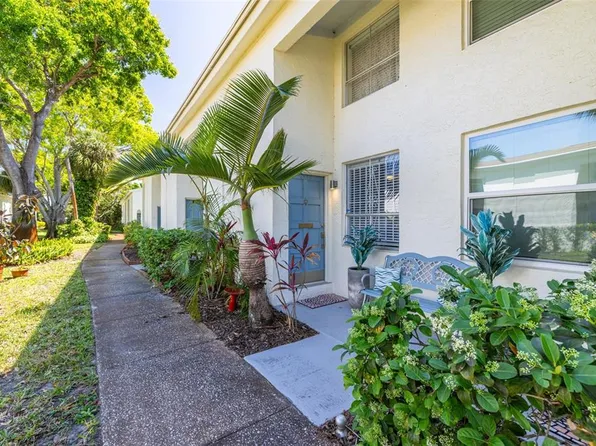 4228 La Dega Ct, Tampa, FL 33611