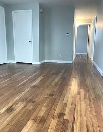 5th image of 45 W Lake Dr