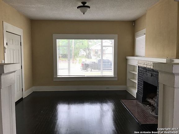 3rd image of 1009 Denver Blvd