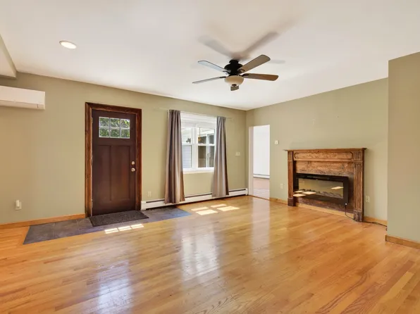 127 Mechanic St Floor 1, Canton, MA 02021