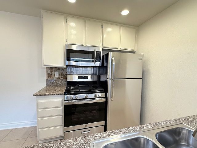 Kitchen stainless steel appliances.