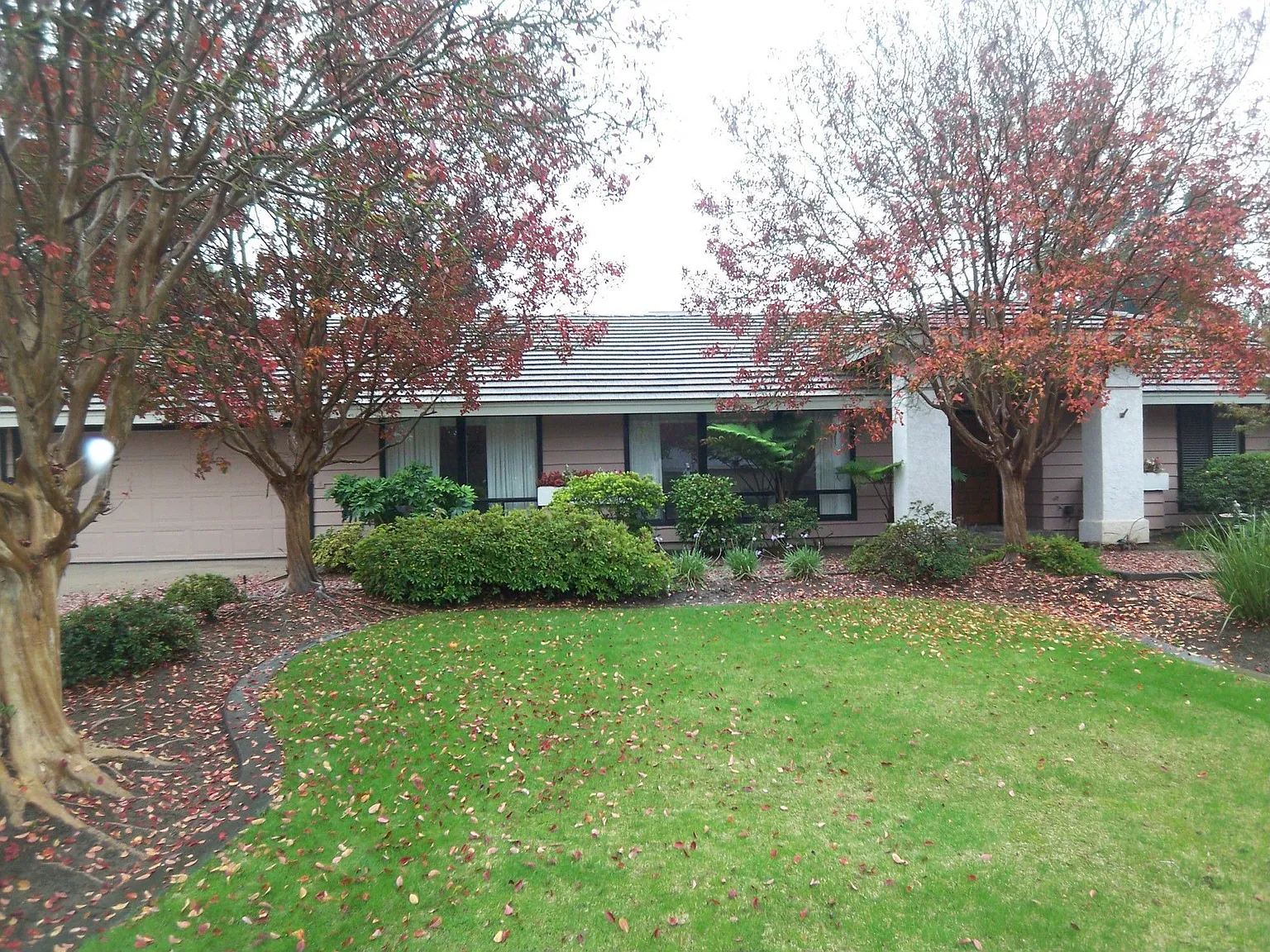 2659 W Paul Ave photo 1