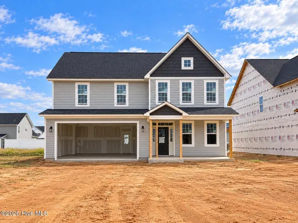 154 Pink Poplar Place, Raeford, NC 28376