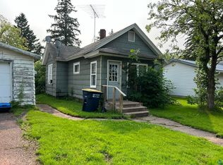 609 14th Ave E, Ashland, WI 54806