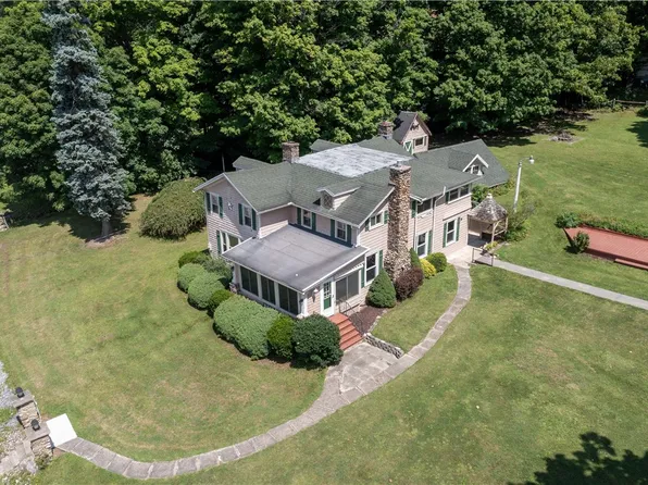 5697 E Lake Rd, Conesus, NY 14435
