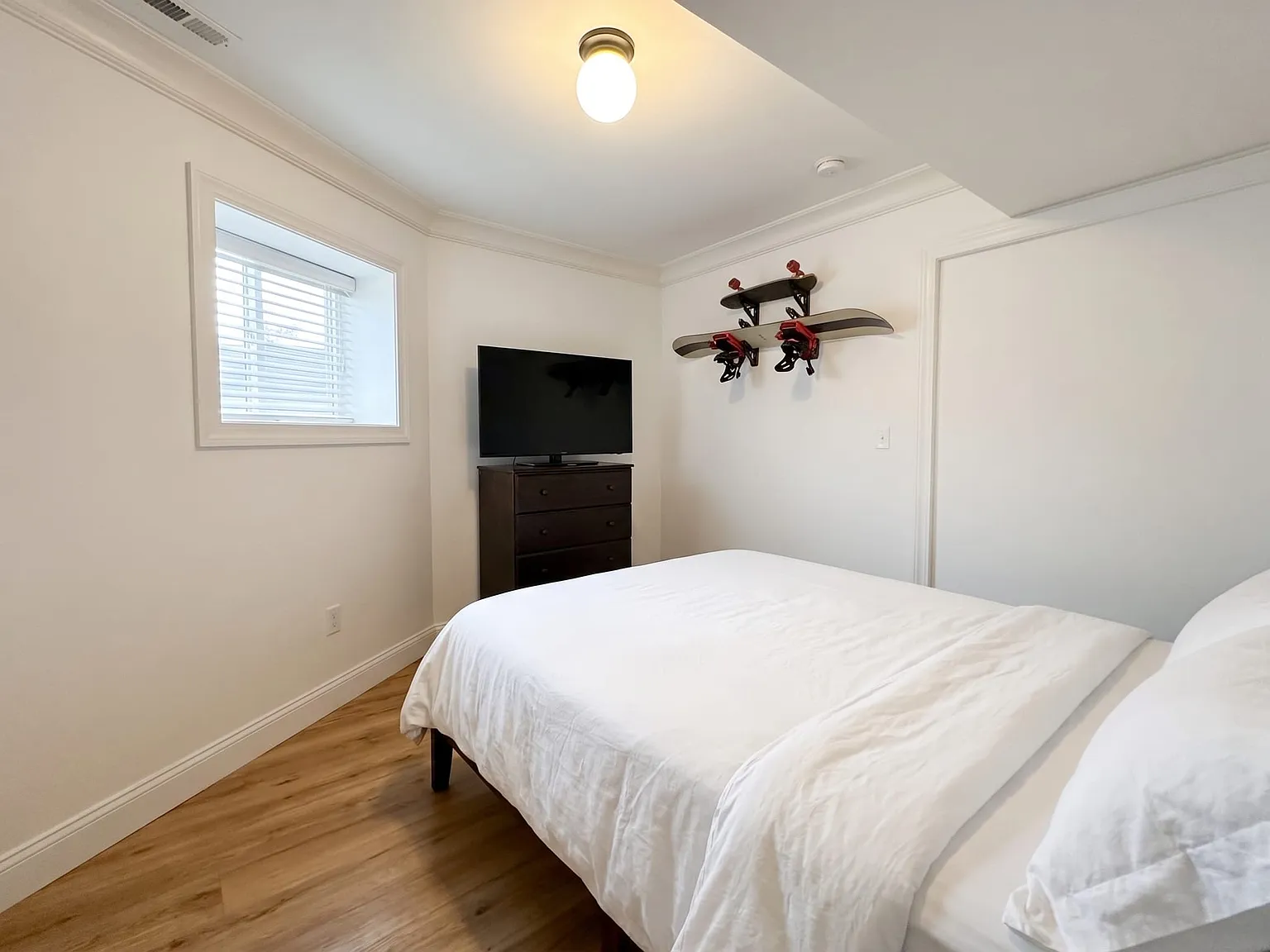 3 bed, $4,250 — Photo 3