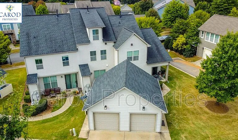 3840 Willow Green Pl — Photo 32
