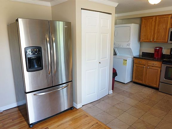 4th image of 3403 E Marietta Ave