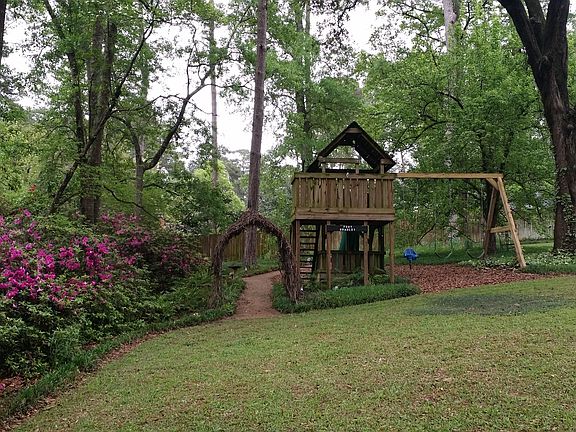 4th image of 2008 Glennridge Dr