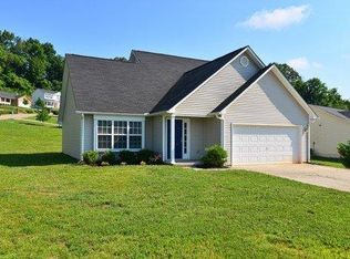 Long Meadow Dr, Knoxville, TN 37920