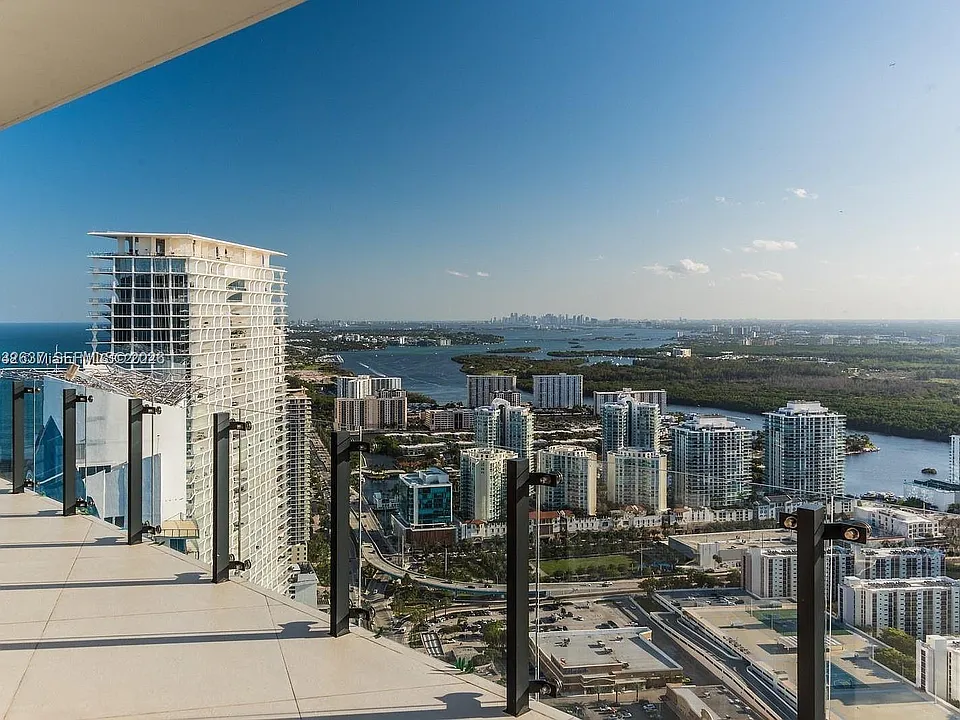 17141 Collins Ave #4602