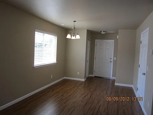 SI2160 Photo 1