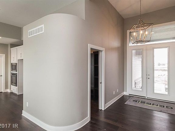 2nd image of 8218 Aspen Dr W