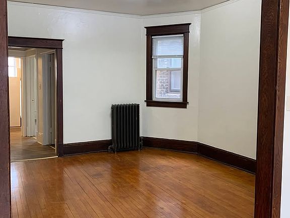 3rd image of 122 W 4th St #124C