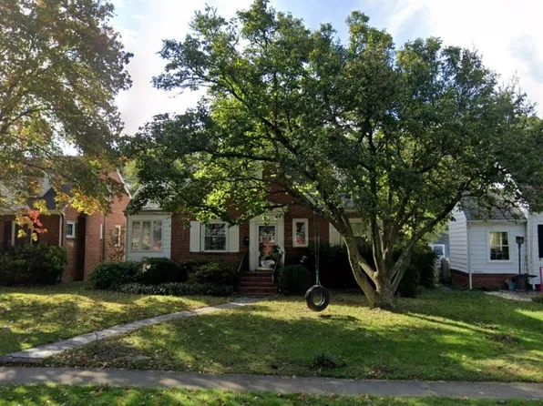 1905 Maple Shade Ln, Richmond, VA 23227