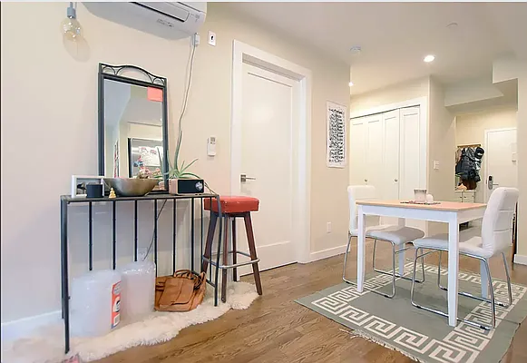 Rented by REAL New York | media 4