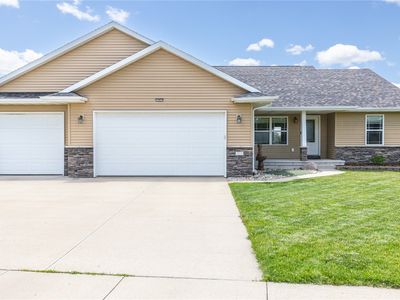 217 E Terrace Dr, Center Point, IA, 52213
