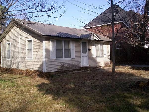1st image of 1230 W Hendrix St #House