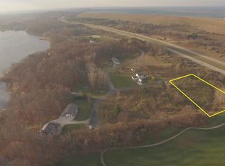 5488 W Golfside Dr, Ludington, MI 49431