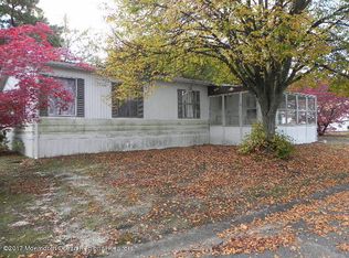 1 Parrot Ct, Whiting, NJ 08759