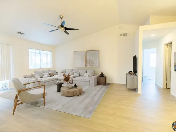 2243 Aurora Ct, El Centro, CA 92243