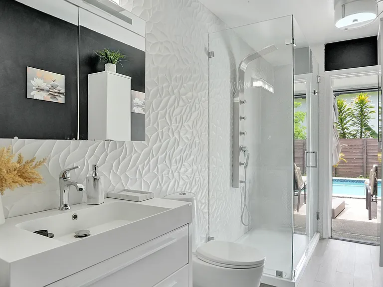 620 SW 100th Ave — Photo 38