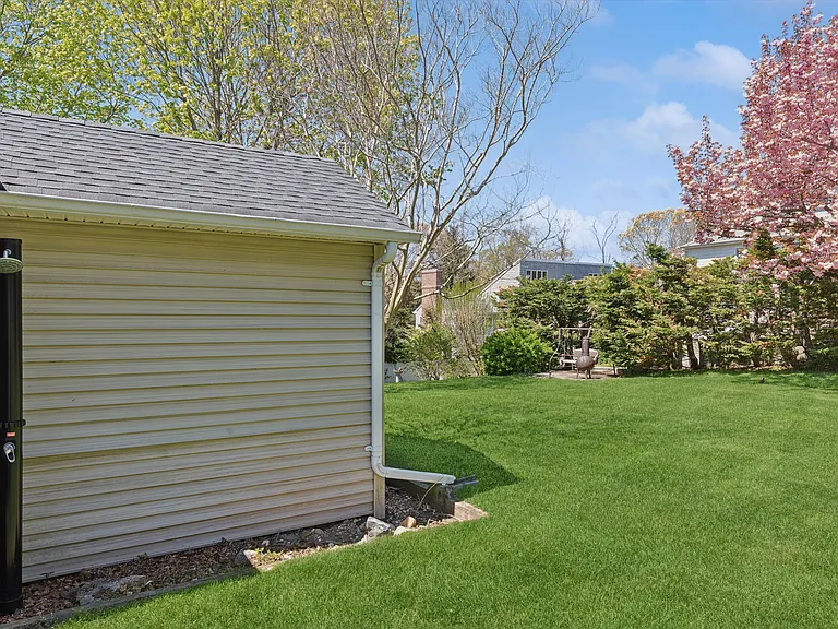 1600 Captain Kidd Dr — Photo 23
