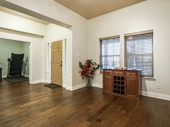 4th image of 2870 Colina Creek Dr