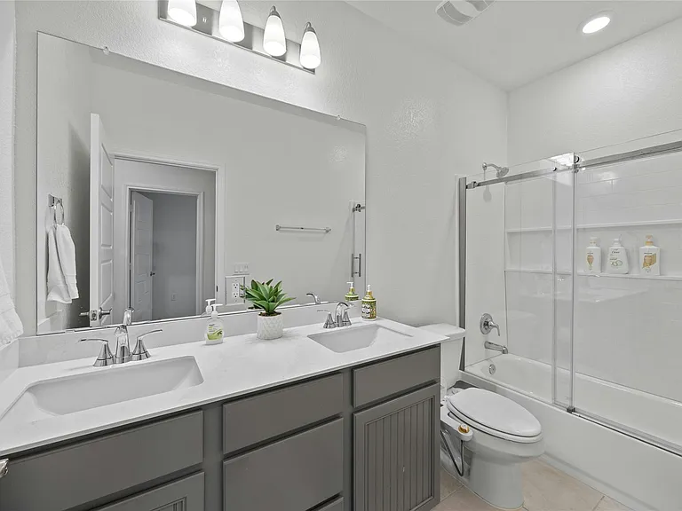 12529 Hallstatt Dr — Photo 37