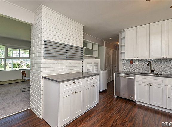 4th image of 56 Sprucewood Dr