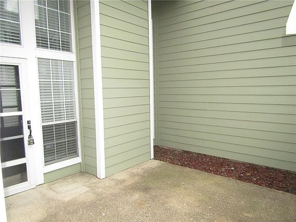 3rd image of 6220 Bentwood Trl APT 1006