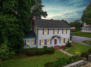 568 Andover St, Lowell, MA 01852