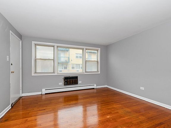 5th image of 3737-3739 W 63rd St #3739-1C